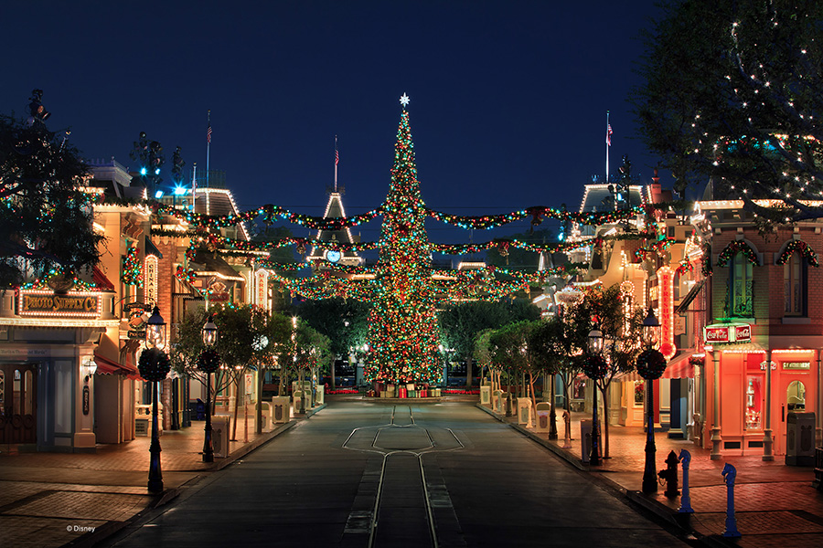 Plaza Point, a New Holiday Store Coming Soon to Disneyland